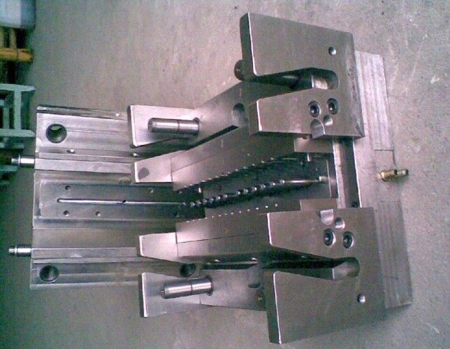 深圳模具廠,什么是注塑模具？